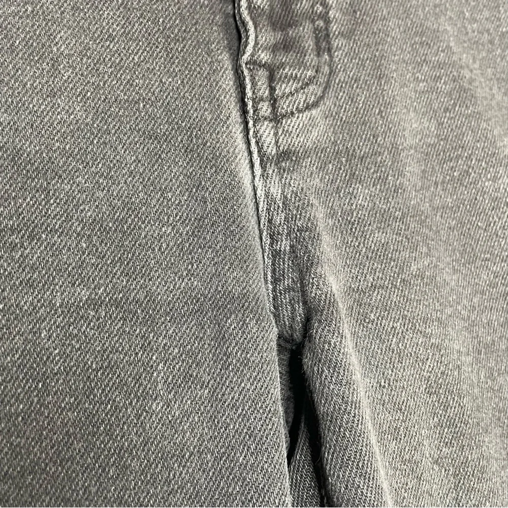 Madewell Mid Rise Kick Out Crop Jeans - Picture 7 of 8